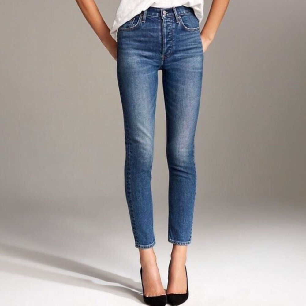 Aritzia Denim Forum The Yoko High Rise Slim - Vintage Wash - Size 25